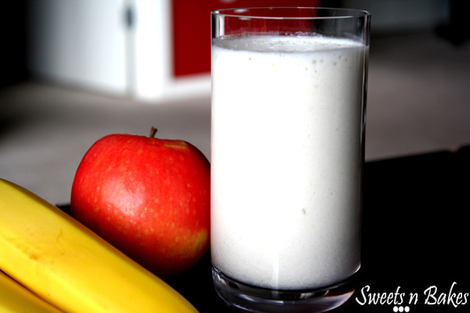 Apple-Banana-Milkshake-Recipe-1