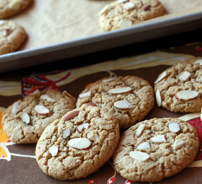 Almond-Cookies-With-Peanut-Butter