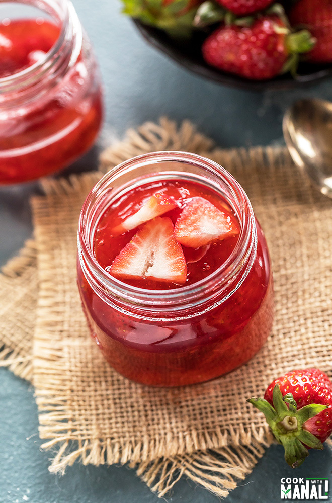 strawberries syrup