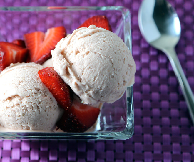 Avacado-Strawberry-Ice-Cream-notitle-cwm