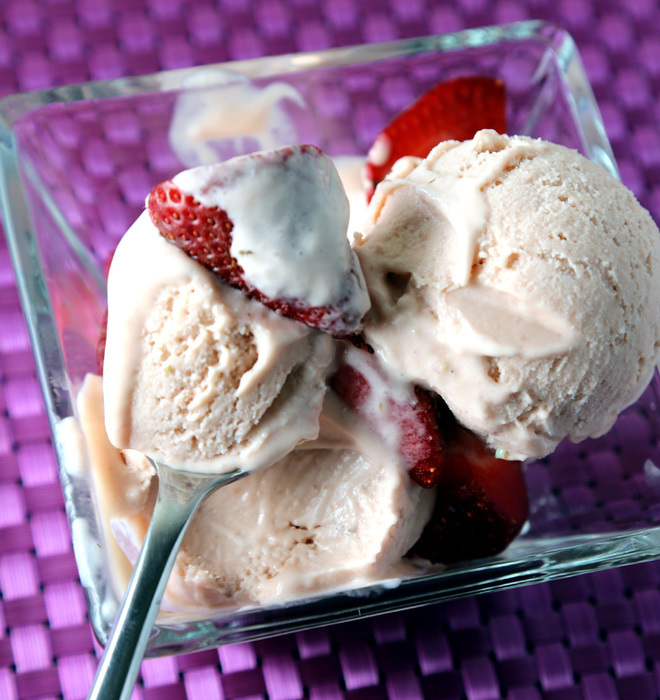Strawberry-Avocado-Ice-Cream-6-notitle-cwm