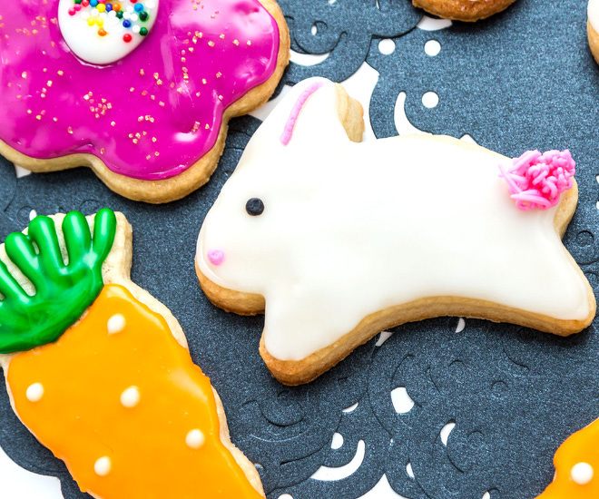 Easter-Sugar-Cookies-Eggless-notitle-cwm