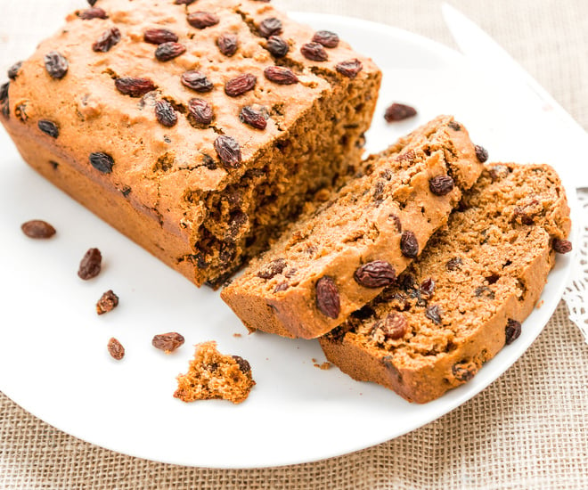 Raisin-Cinnamon-Bread-notitle-cwm