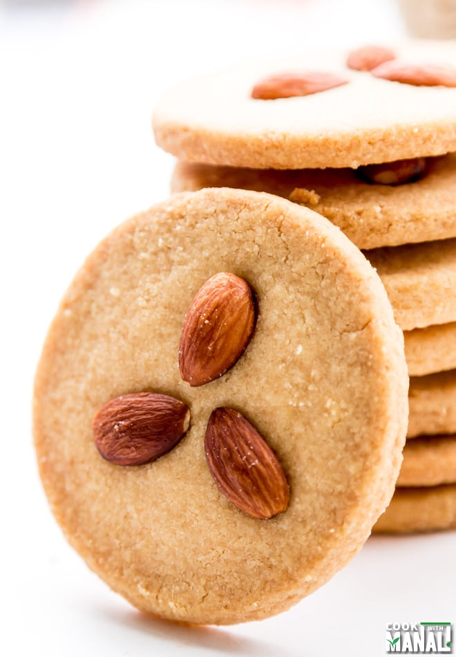 Eggless Almond Cookies