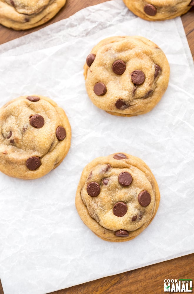 Soft & Chewy Chocolate Chip Cookies