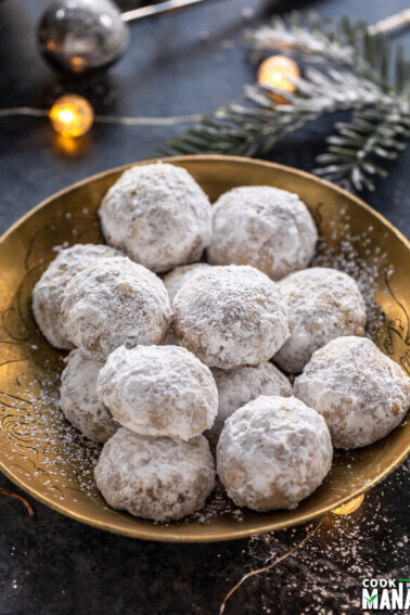 cropped-Brown-Butter-Snowball-Cookies-Recipe.jpg