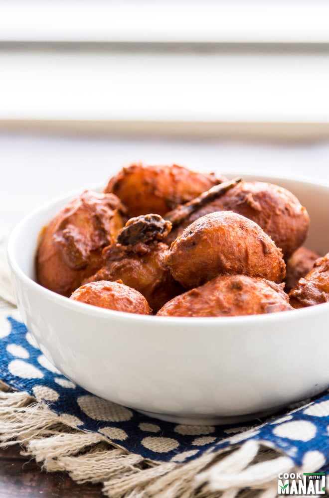 kashmiri dum aloo served in a white bowl