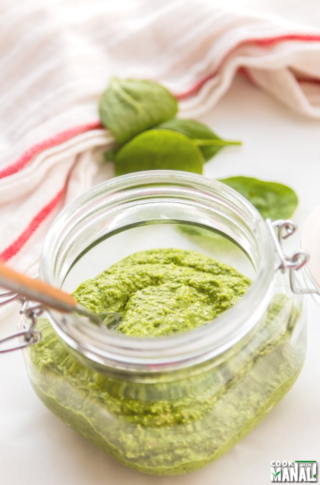 Homemade Spinach Pesto