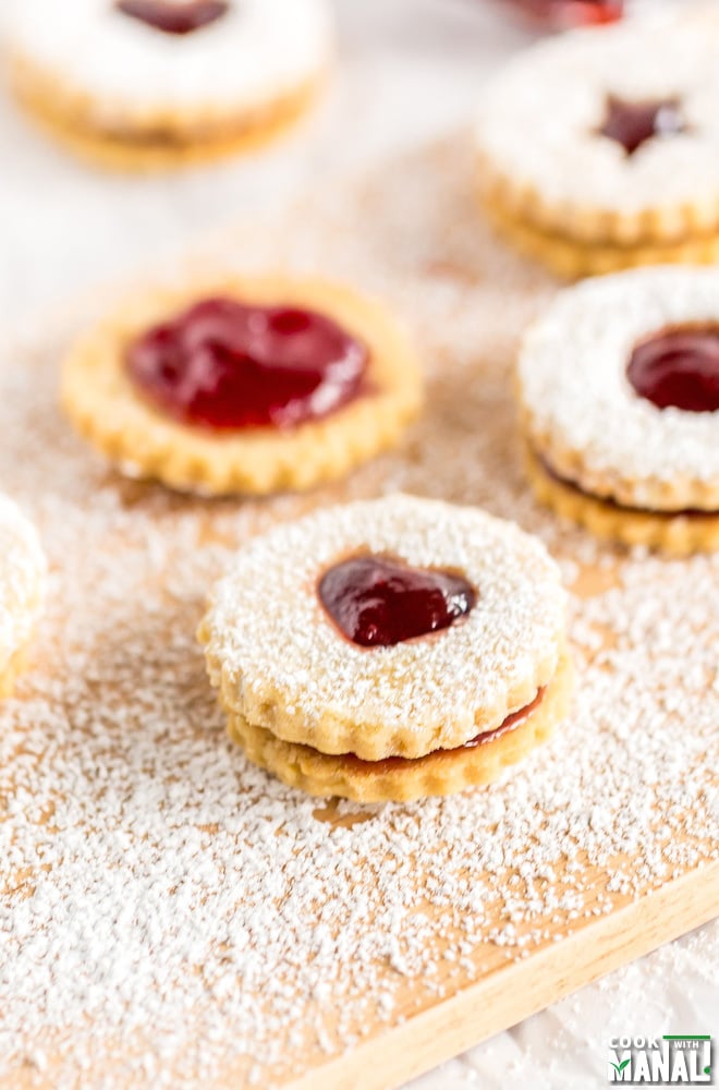 Linzer Cookies