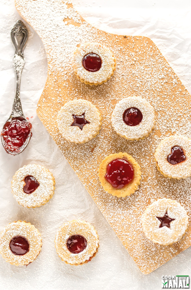 Raspberry Linzer Cookies Recipe