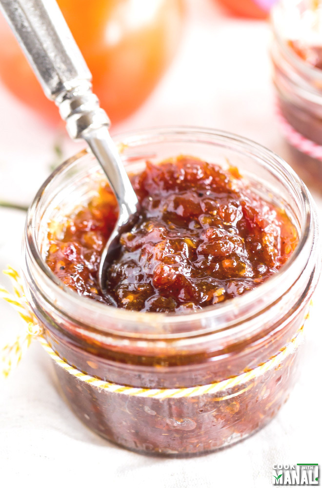 Sweet-and-spicy-tomato-chutney