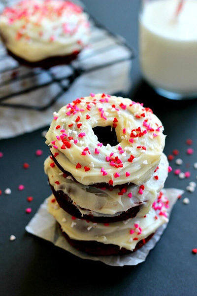 baked-red-velvet-donuts5