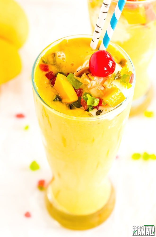 Mango Milkshake with Vanilla Ice Cream