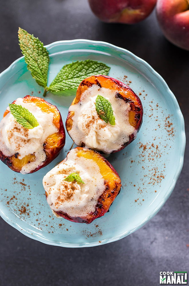 Grilled Peaches with Mascarpone Cheese