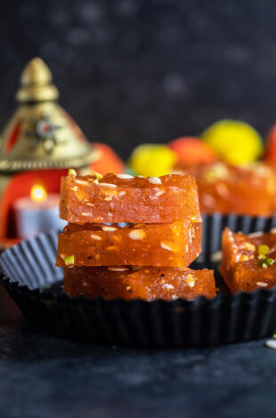 Karachi Halwa - Cook With Manali