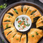 mushroom spinach ricotta crescent ring