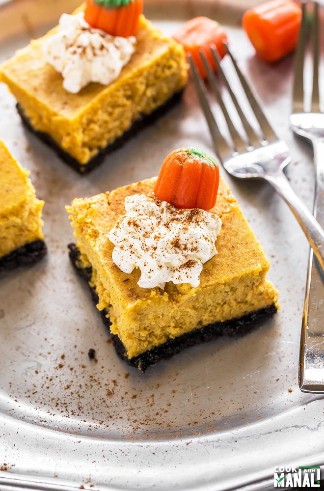 Pumpkin Cheesecake Bars