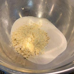 bowl with semolina, flour