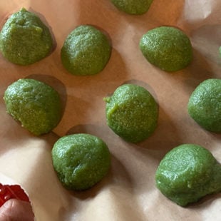 round green dough balls in a plate