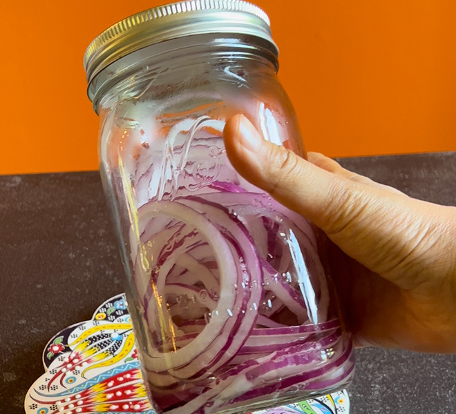 pickled onions in mason jar