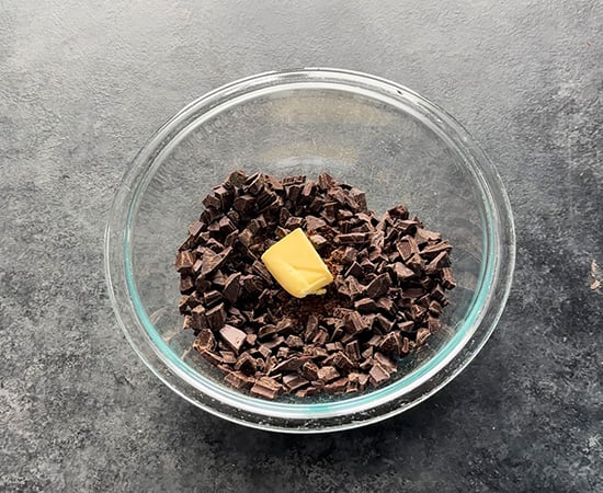 Easy Chocolate Mousse  No Egg   - 40