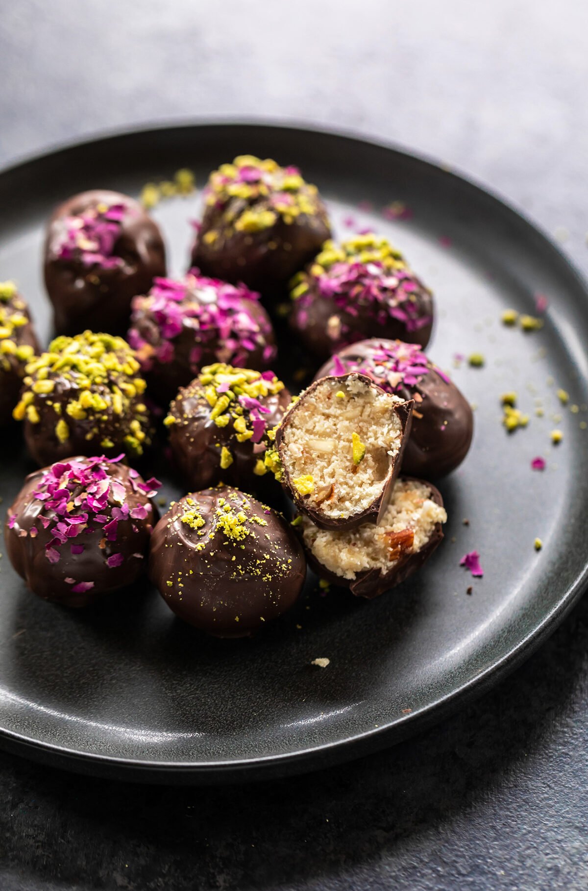 gujiya truffle cut in half to show the inside texture