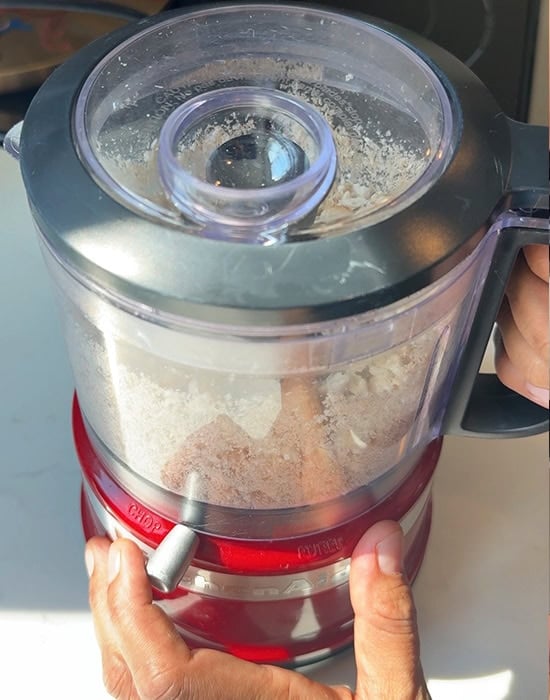 crushing makhana using a food processor